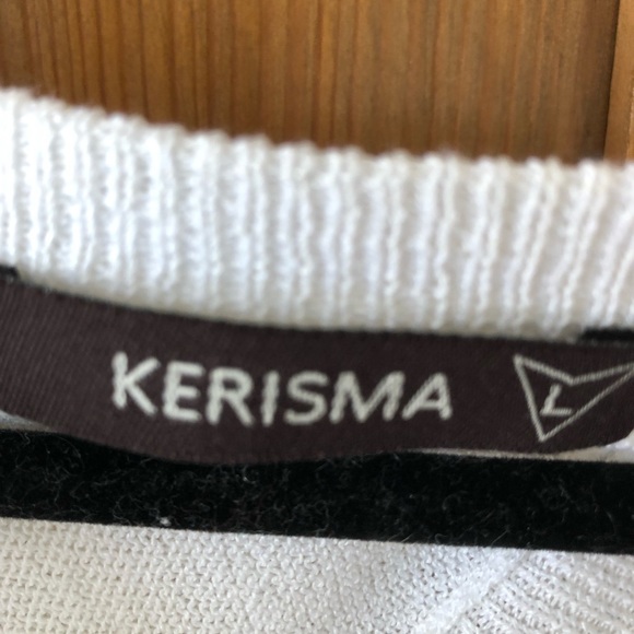 Kerisma a white sweater. Size L. Kerchief flowing design. - Picture 6 of 6